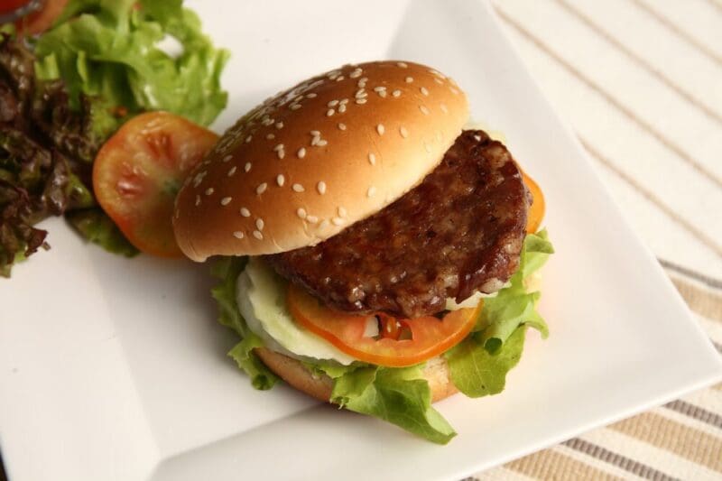 Házi hamburger - így süss hozzá tökéletes húspogácsát! 1 hamburger 3291829 1280