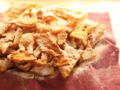 Csöröge fánk farsangra házi szilvalekvárral