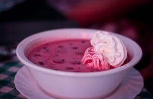 Tavaszi vegyes gyümölcsleves