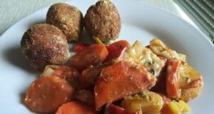 Köleses brokkolifasírt sajtmártással nyakon öntve