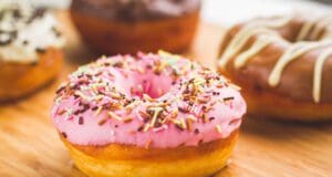 Donut, avagy így süss otthon amerikai lyukas fánkot!