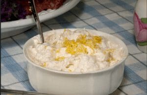 A Húsvét kötelező eleme : az ecetes torma