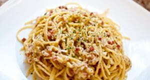 Tejszínes “hamis carbonara” pofonegyszerűen