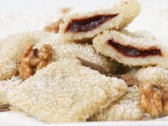 Barátfüle avagy a szilvalekváros derelye