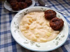 Magyaros krumplifőzelék fasírttal