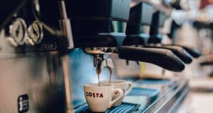 A Costa kávézás élménye az otthonukba költözött