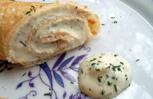 Ínyencek eledele: a kapros-juhtúrós palacsinta juhtúrós palacsinta