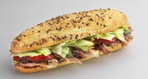 Kóstold meg Görbicz Anita és Sterbik Árpád kedvenceit az OMV töltőállomásain