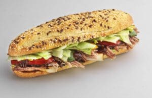 Kóstold meg Görbicz Anita és Sterbik Árpád kedvenceit az OMV töltőállomásain