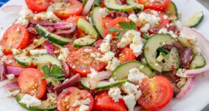 Görög saláta, a frissítő nyári kedvenc görög saláta