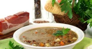 Ínycsiklandó lencsegulyás