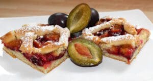 Az ősz íze: illatos rácsos szilvás pite