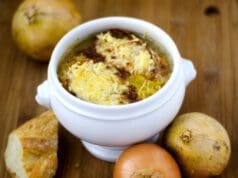 Az imádnivaló francia hagymaleves francia hagymaleves