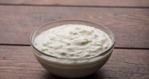 Házi vaníliás túrókrém, ami sokkal, de sokkal jobb a boltinál! túrókrém