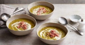 Sárgaborsó krémleves: lélekmelegítő a hideg őszi estékre sárgaborsó krémleves