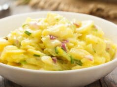 Egy osztrák finomság: a bécsi krumplisaláta bécsi-krumplisaláta