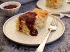 Egy tipikus menzakaja: hagyományos rizskoch citromhéjjal rizskoch