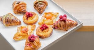 Hétvégén már Budán is megkóstolhatjuk a Freyja croissant-ínyencségeit freyja