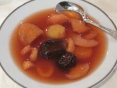 Gyümölcsleves aszalt gyümölcsökből aszalt-gyümölcs-leves