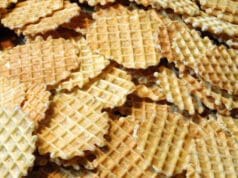 Ropogós sajtos tallér az ünnepekre sajtos-tallér