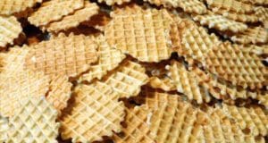 Ropogós sajtos tallér az ünnepekre sajtos-tallér