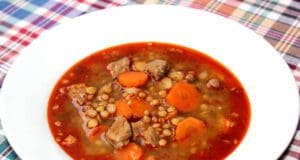 Újévi lencsegulyás lencsegulyás