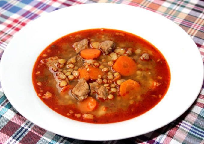 lencsegulyás