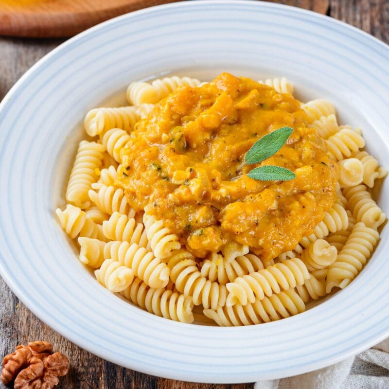 Sütőtökös-tejszínes spagetti 1 sütőtökös spagetti