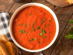 Olaszos paradicsomleves bazsalikommal paradicsomleves