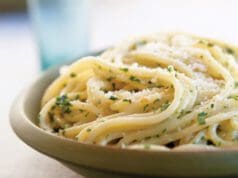 Tejszínes-pestós spagetti tejszínes-pestós-spagetti