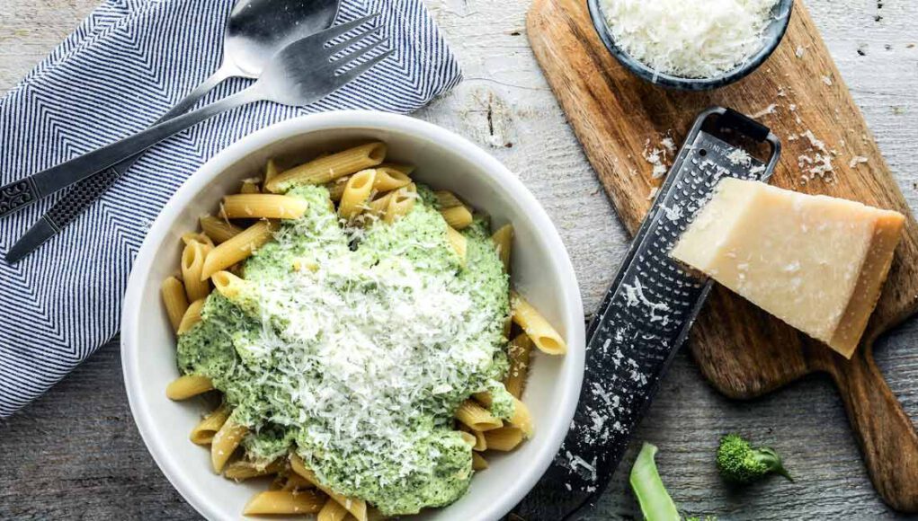 brokkoliszószos penne