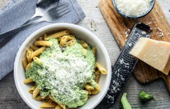 Brokkoliszószos penne: finom és 30 perc alatt elkészül brokkoliszószos penne