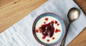 Villámgyors grízpuding házi lekvárral grízpuding