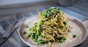 A tavasz ízei: zöldborsós pestós spagetti zöldborsós pesztós spagetti