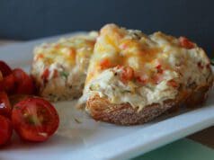 Tonhalkrémes melegszendvics tonhalkrémes melegszendvics