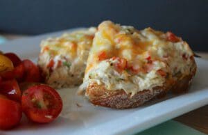 Tonhalkrémes melegszendvics tonhalkrémes melegszendvics