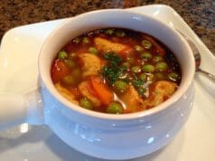 Tavaszi borsóleves galuskával tavaszi borsóleves