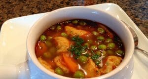 Tavaszi borsóleves galuskával tavaszi borsóleves