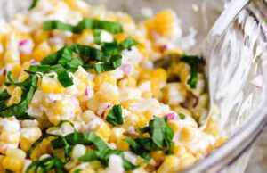 Almás majonézes kukoricasaláta kukoricasaláta