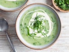 Tejszínes medvehagyma-krémleves medvehagyma krémleves