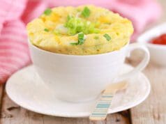 Bögrében sült tojás – gyors, finom és látványos reggeli bögrében sült tojás