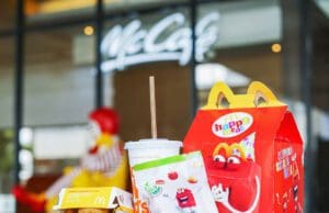 Nincs többé műanyag szívószál és evőeszköz a Mekiben McDonald's műanyag