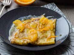 Eteti magát olyan finom a franciák narancsos palacsintája Crêpes Suzette