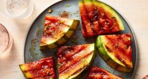 Grillezett görögdinnye, egy különleges nyári harapnivaló grillezett görögdinnye