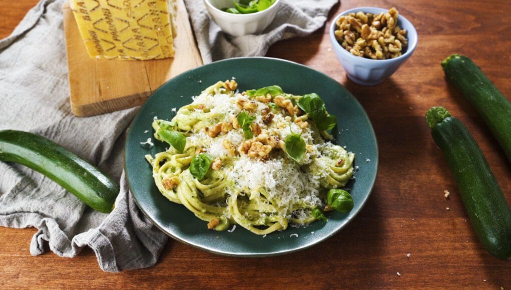 Cukkinikrémes spagetti