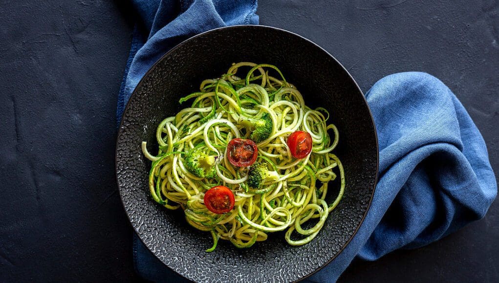 pestós cukkinispagetti