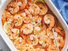 Serpenyőben sült illatos királyrák sült királyrák