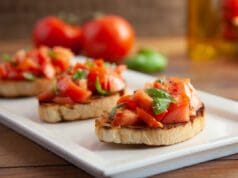 Így készül Itália könnyed, zamatos előétele, a bruschetta bruschetta