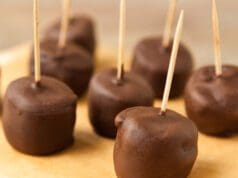 Kihagyhatatlan finomság: banán csokoládéba burkolva csokis banán