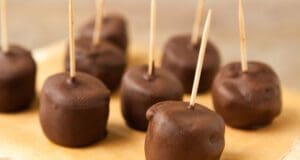 Kihagyhatatlan finomság: banán csokoládéba burkolva csokis banán